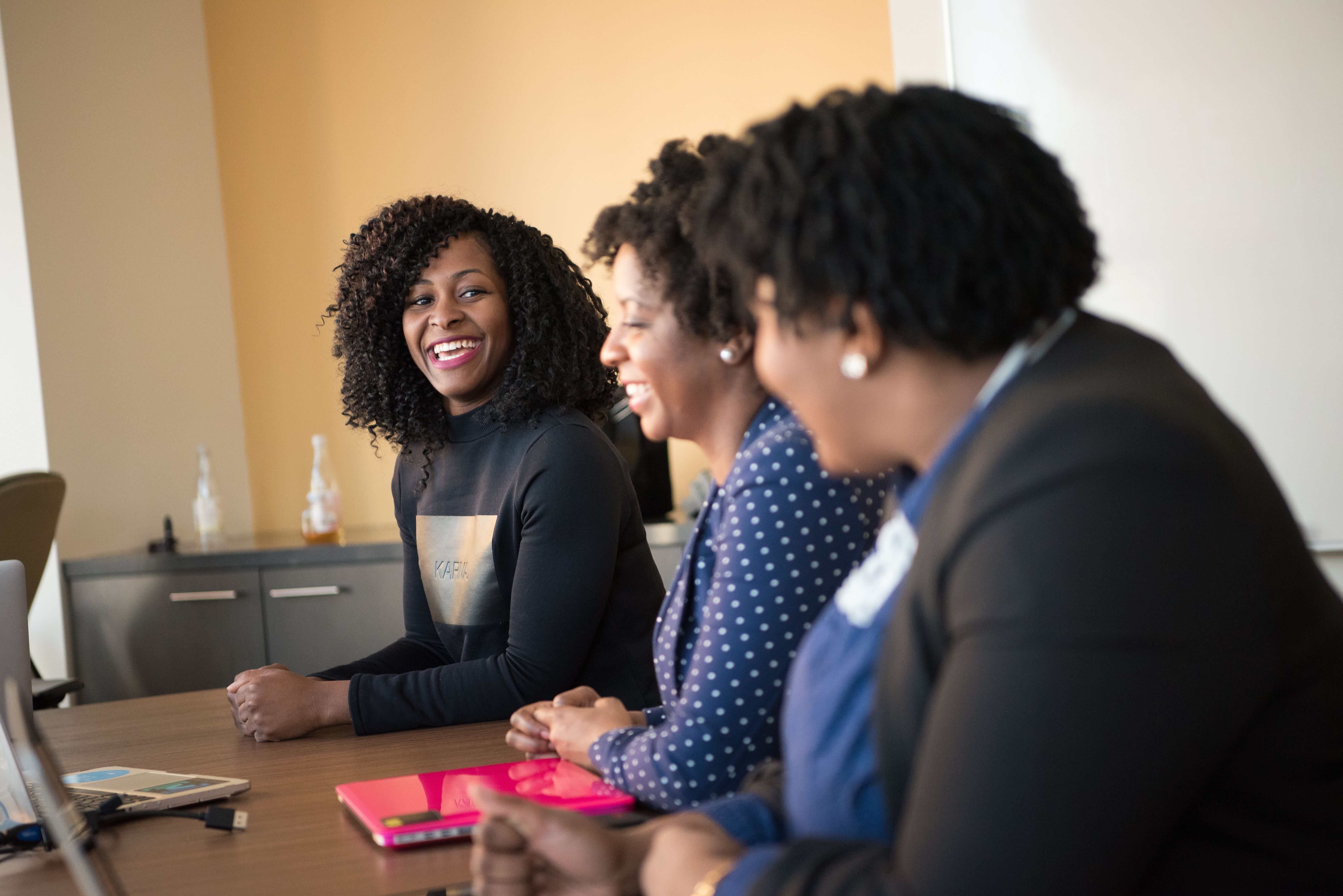 HR professionals collaborating